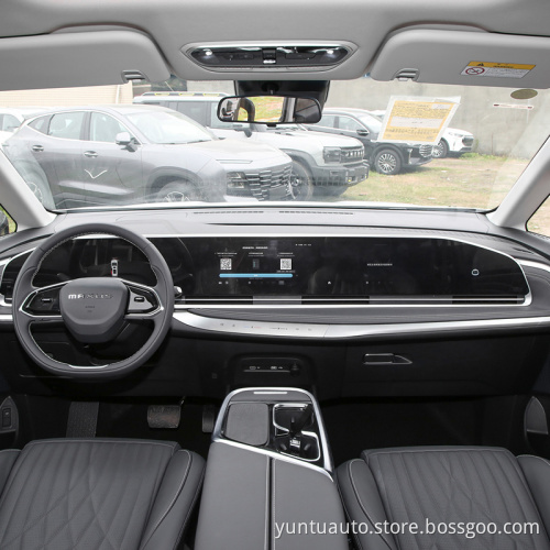 Medium and large MPV MAXUS G90